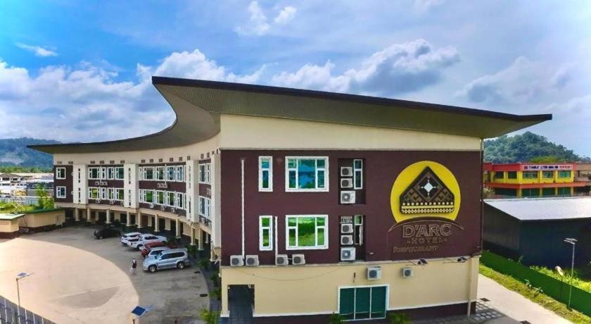 D Arc Hotel Кота-Кинабалу Экстерьер фото