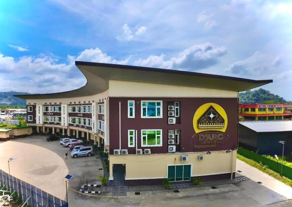 D Arc Hotel Кота-Кинабалу Экстерьер фото